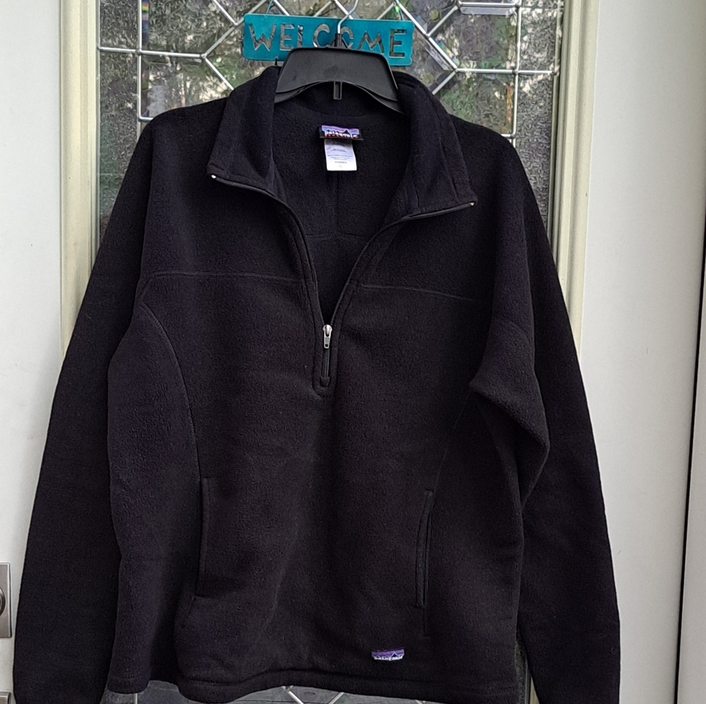 Patagonia Synchilla Fleece Black Size XL 3/4 Zipper Pullover Sweater